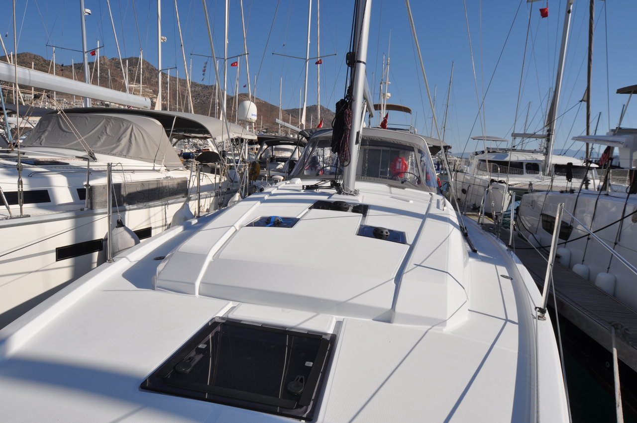 Oceanis 41.1 Innenansicht