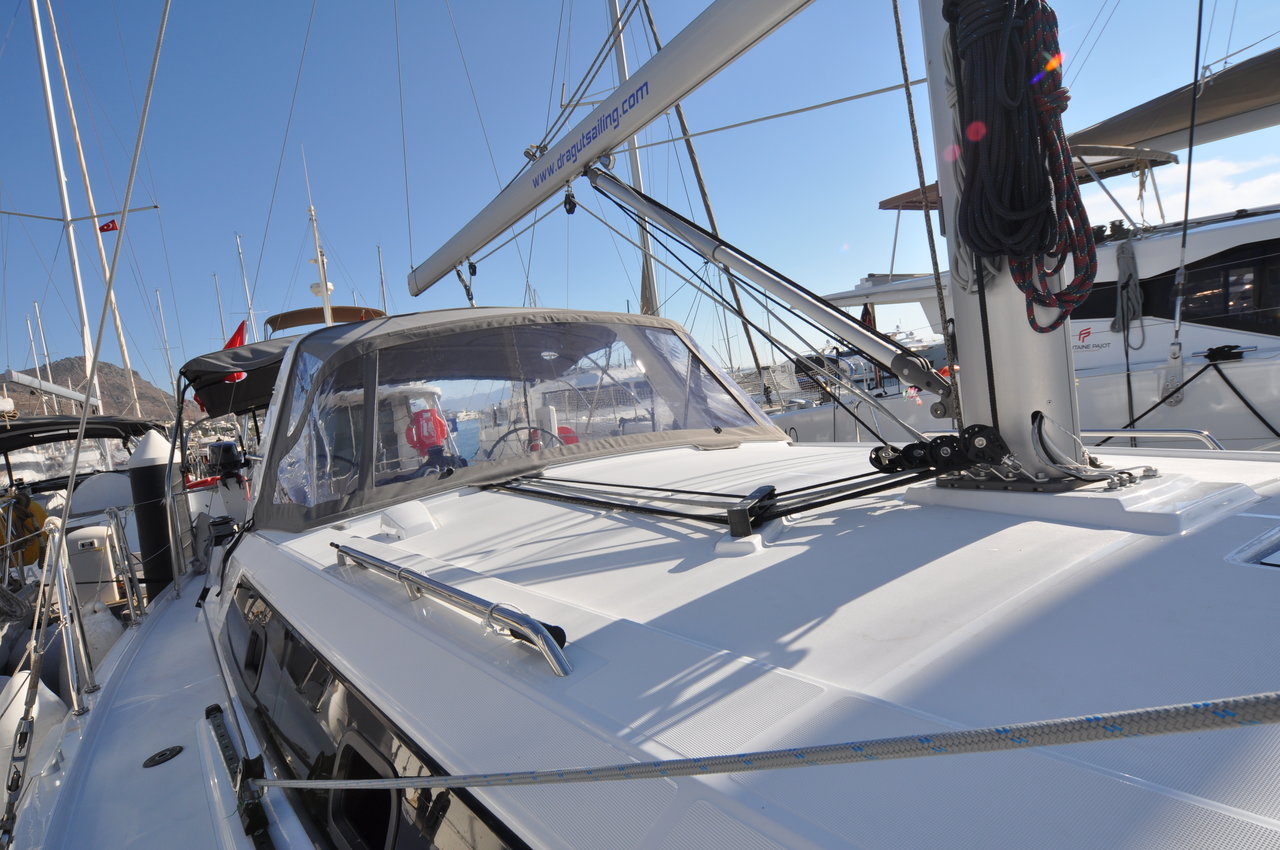 Oceanis 41.1 Innenansicht
