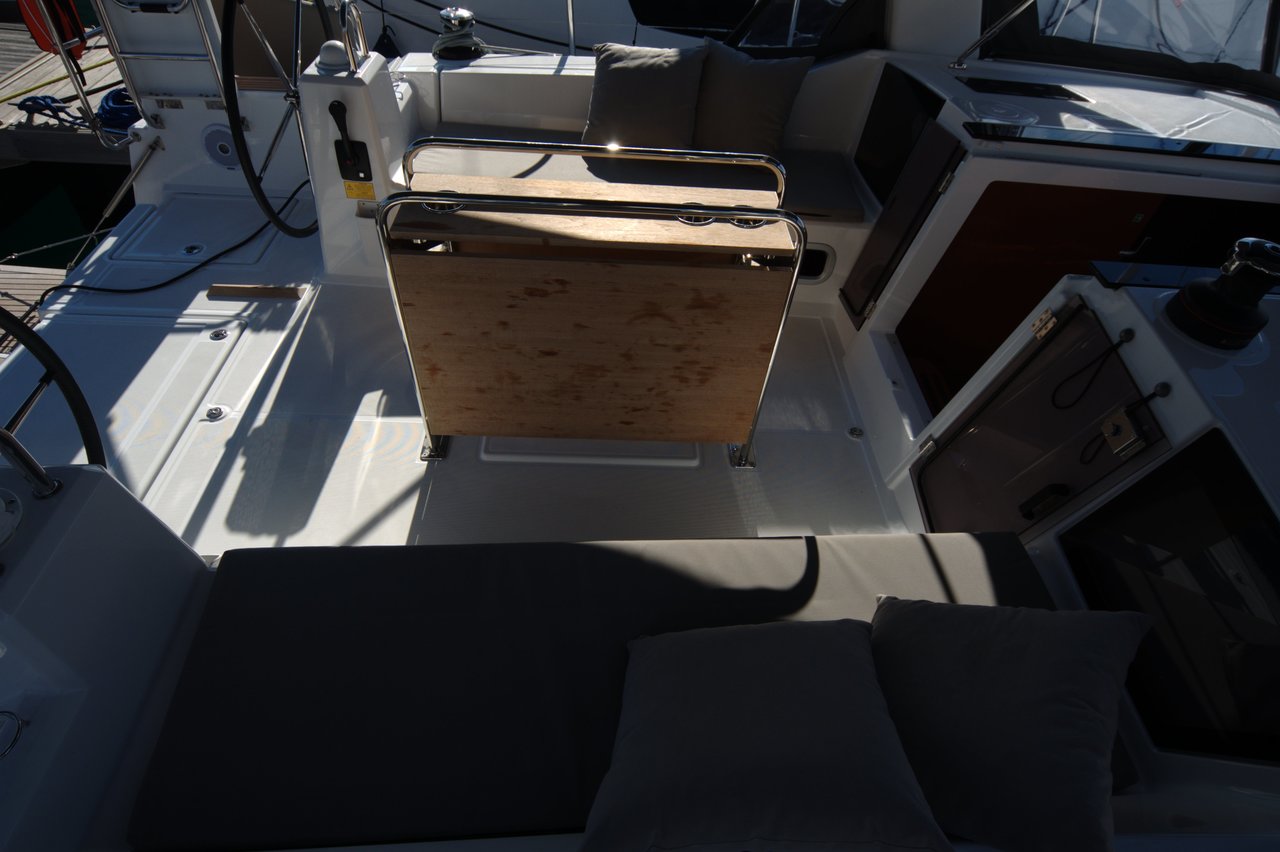 Oceanis 41.1 Innenansicht