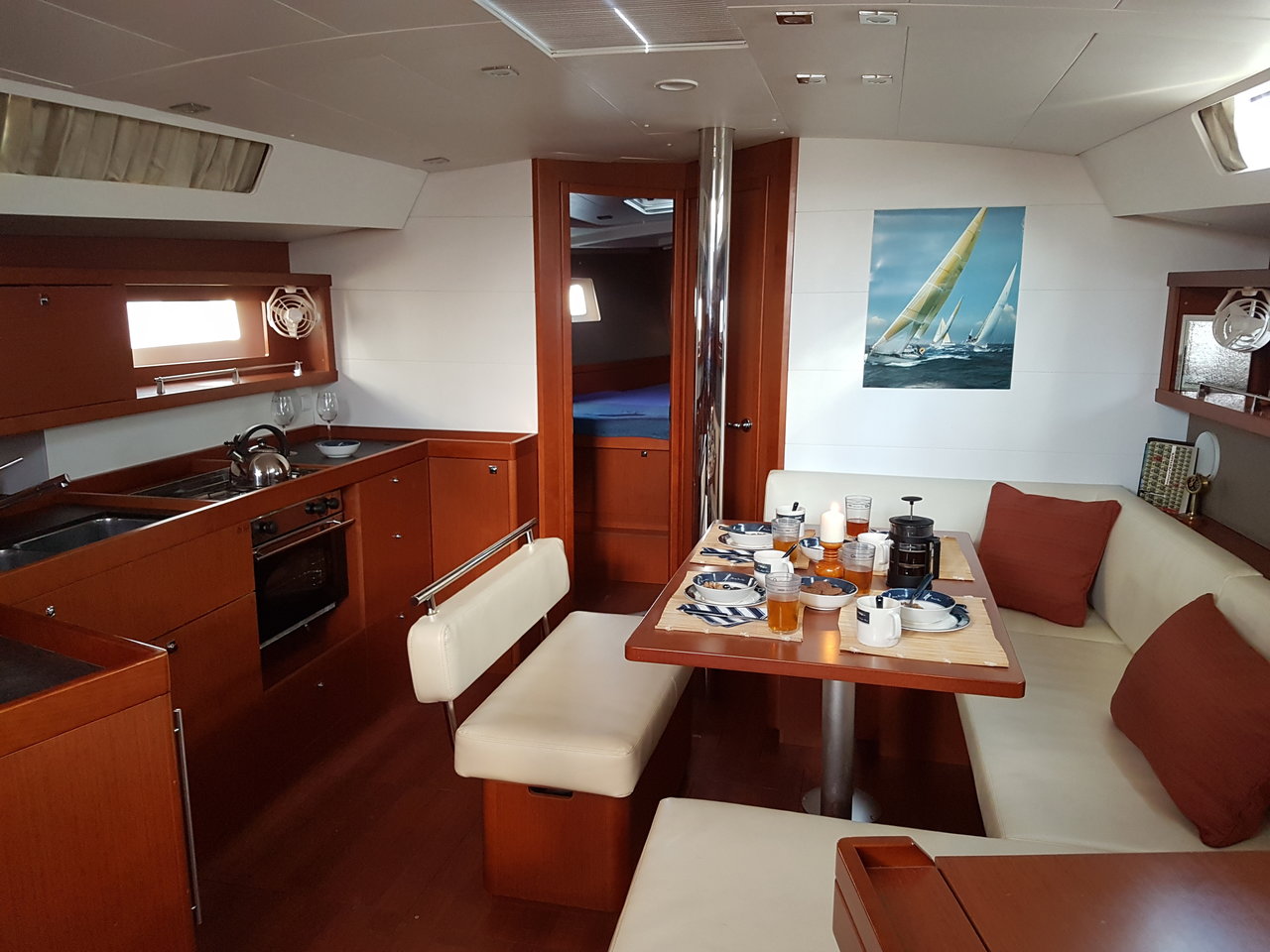 Oceanis 45 Innenansicht