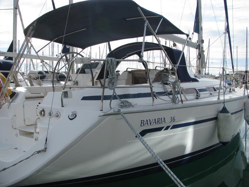 Bavaria 36 - 3 Kabinen / 1 Bad Innenansicht
