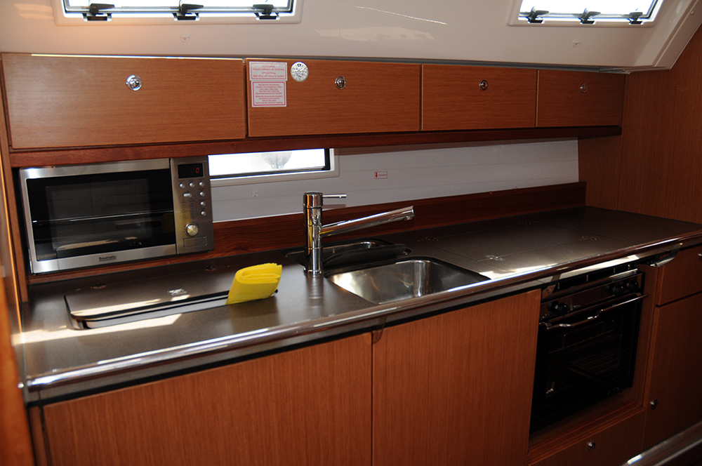 Bavaria Cruiser 40 Innenansicht