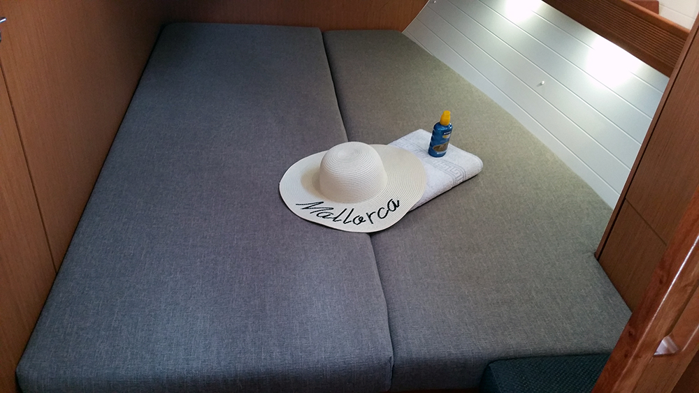 Bavaria Cruiser 50 Innenansicht