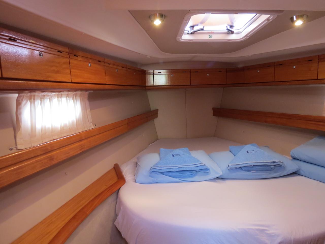 Bavaria 42 Cruiser Innenansicht