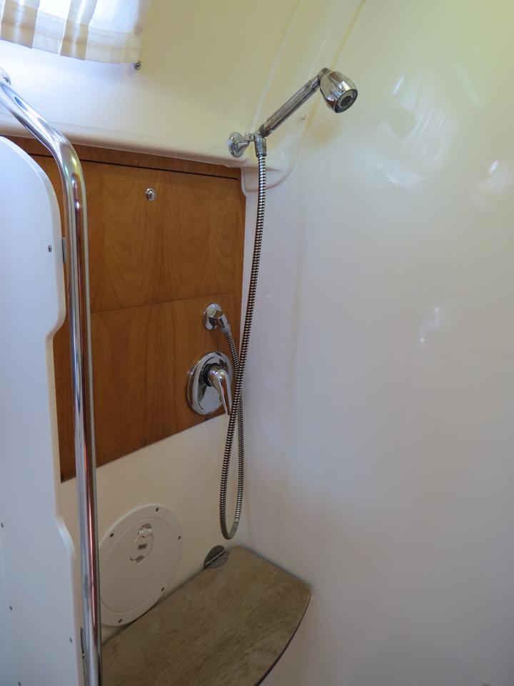 Bavaria 42 Cruiser Innenansicht