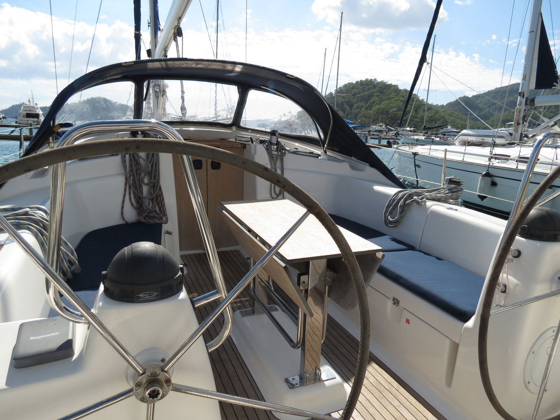 Bavaria 43 Cruiser Innenansicht