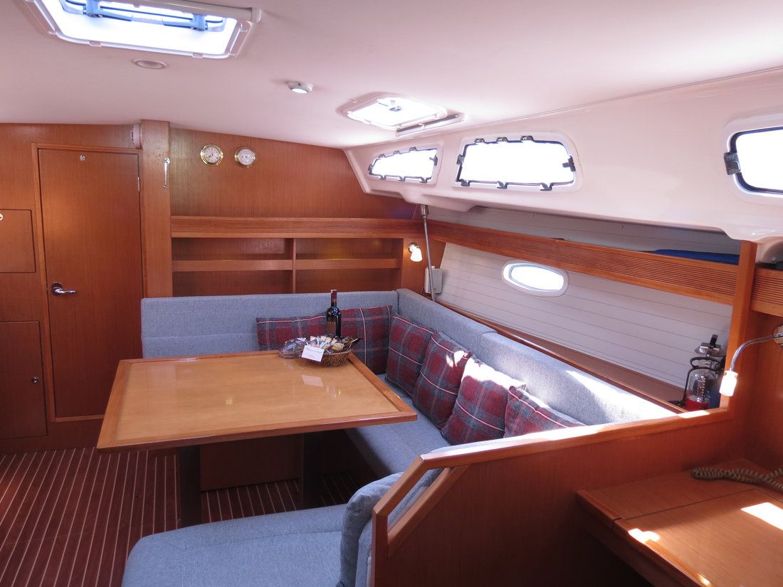 Bavaria 43 Cruiser Innenansicht