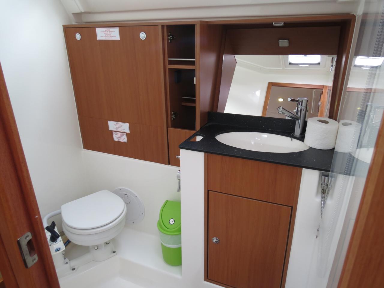 Bavaria Cruiser 40 Innenansicht