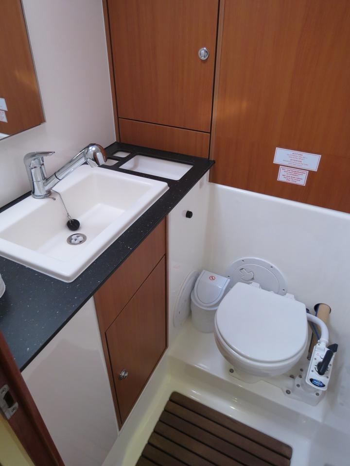 Bavaria Cruiser 40 Innenansicht