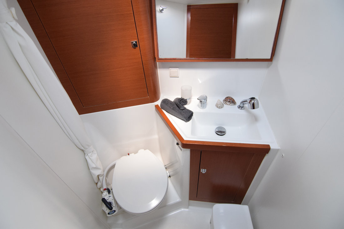 Oceanis 41 Innenansicht