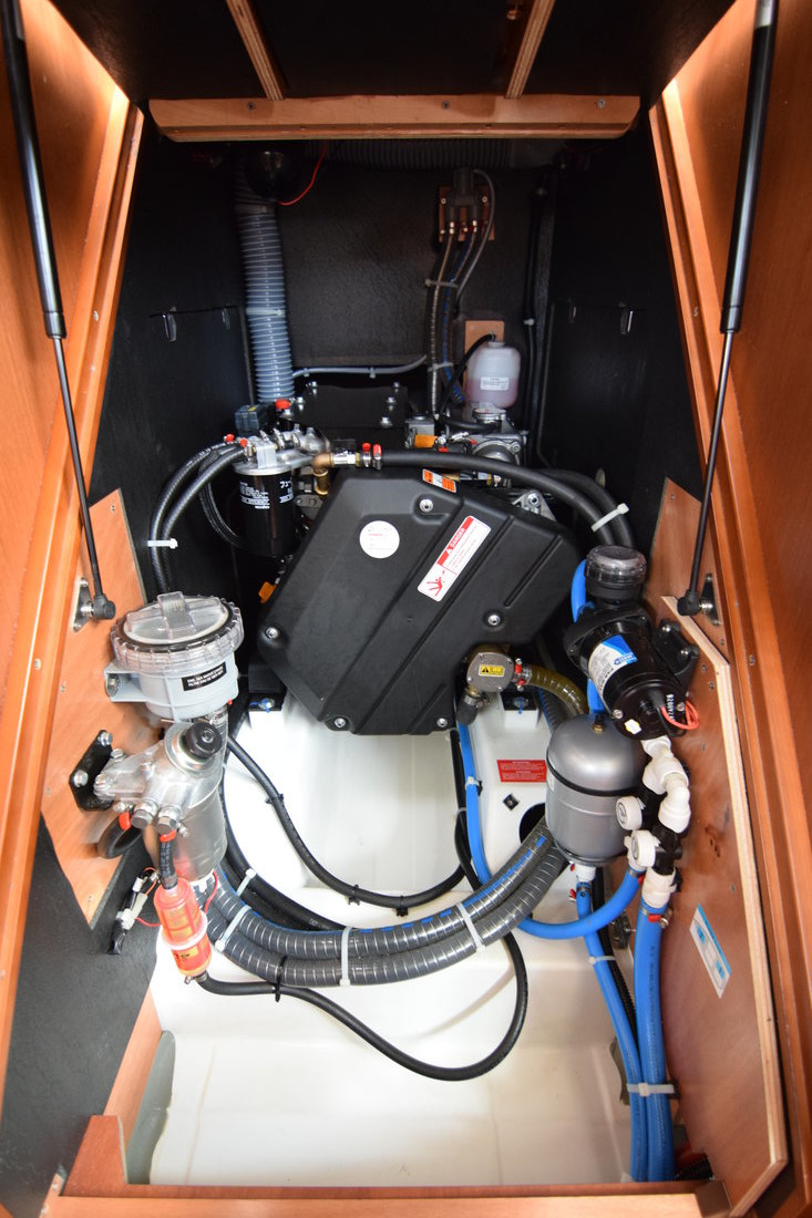 Oceanis 41.1 Innenansicht