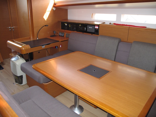 Sun Odyssey 509 Innenansicht
