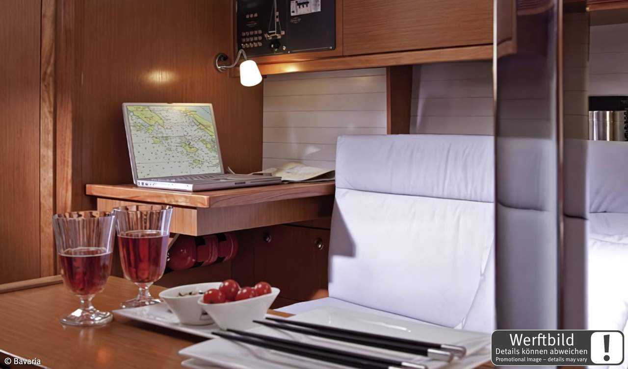 Bavaria Cruiser 32 Innenansicht