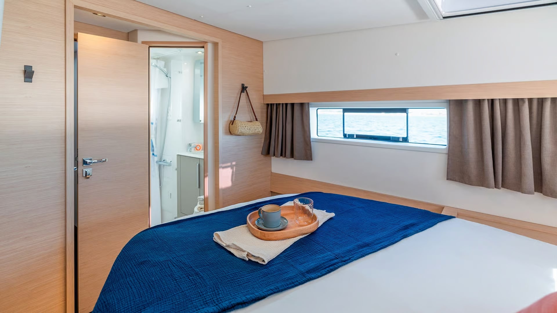 Fountaine Pajot New 44 Quatour - 4 + 2 cab. Innenansicht