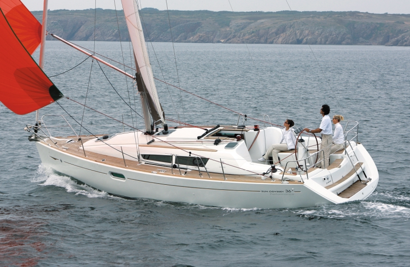 Sun Odyssey 36i Innenansicht