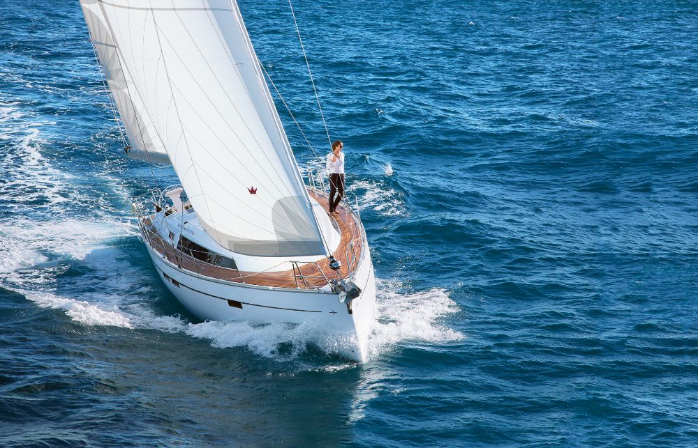 Bavaria Cruiser 46 (4 cab/3WC) Top Bild