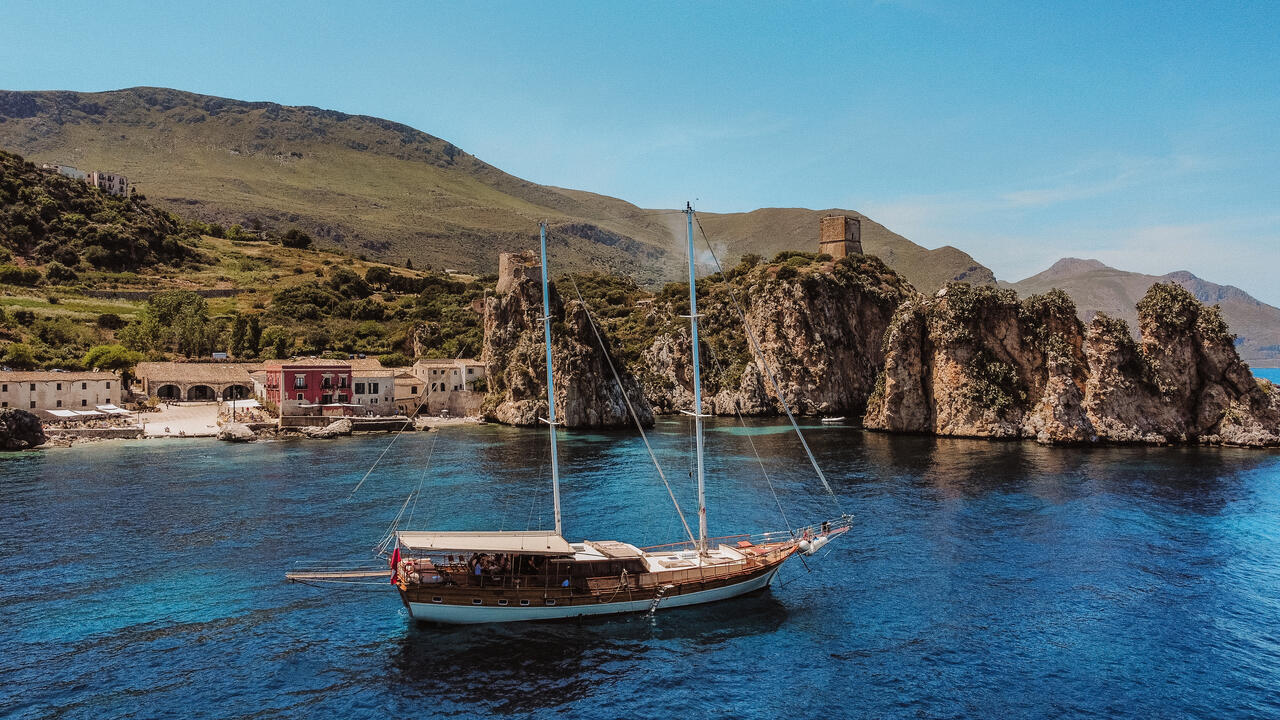 Hande - Capo Galera