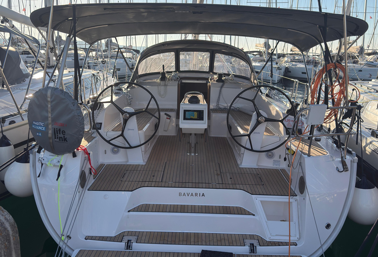 Bavaria Voyager 45 - 4 Kabinen / 3 B&auml;der