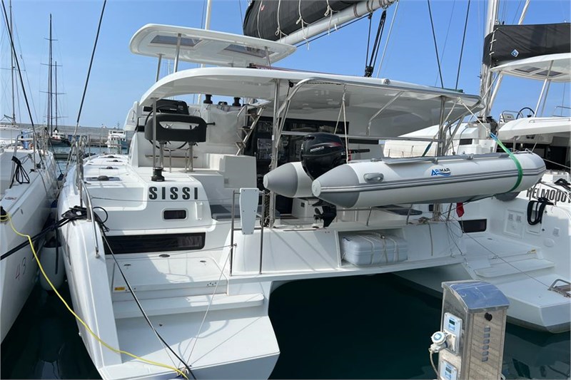 Lagoon 420 - 4 + 2 cab.