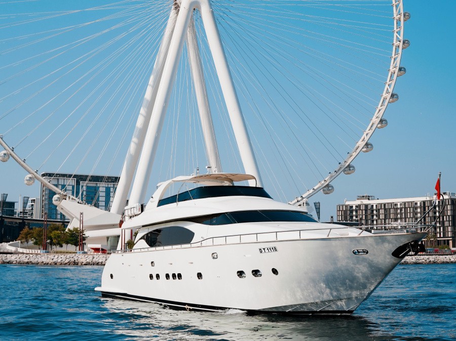Luxury Motor Yacht X16