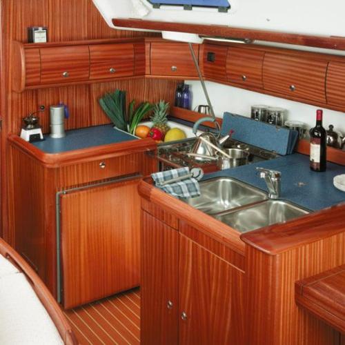 Bavaria 49 Innenansicht