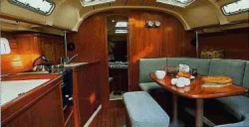 Oceanis Clipper 381 Innenansicht