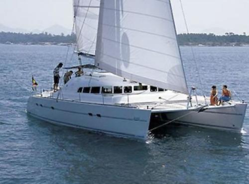 Lagoon 470 Außenansicht