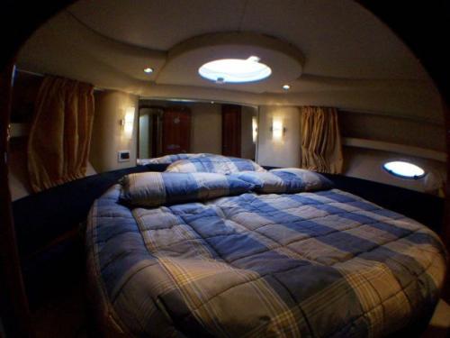 Azimut 39 Fly Innenansicht