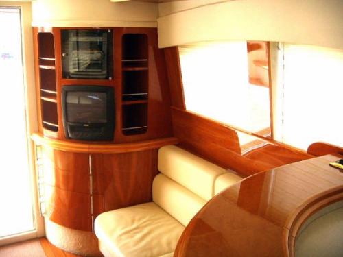 Astondoa 46 Fly Innenansicht