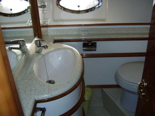 Astondoa 46 Fly Innenansicht