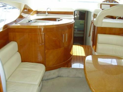 Astondoa 46 Fly Innenansicht