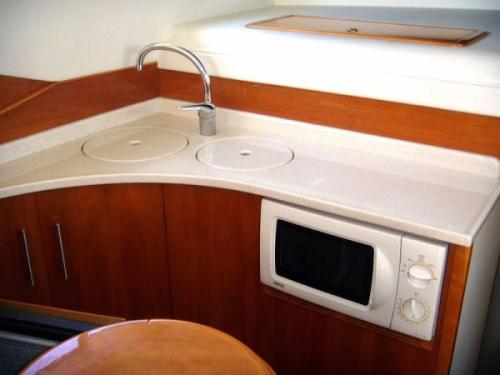 Astondoa 46 Fly Innenansicht