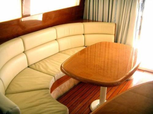 Astondoa 46 Fly Innenansicht