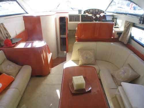 Astondoa 40 Fly Innenansicht