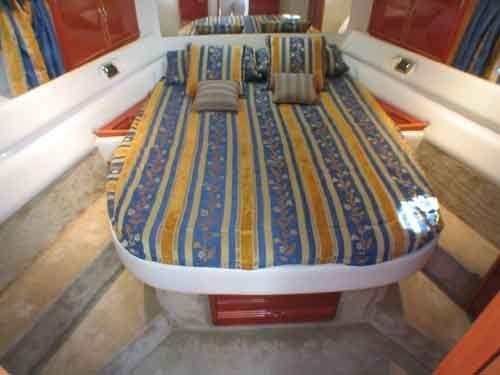 Astondoa 40 Fly Innenansicht