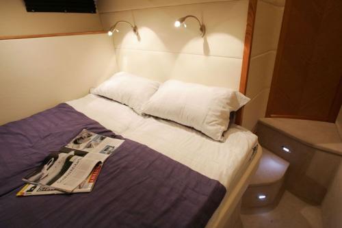 Elan Power E42 Innenansicht