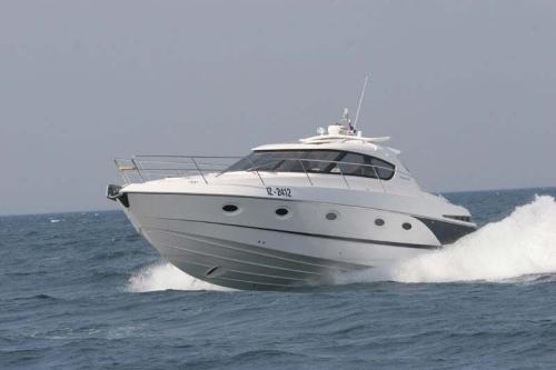 Elan Power E42 Außenansicht