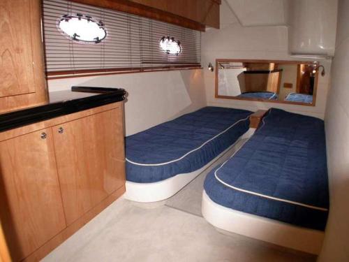 Elan Power E42 Innenansicht