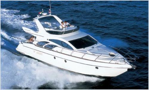 Azimut 50 Außenansicht