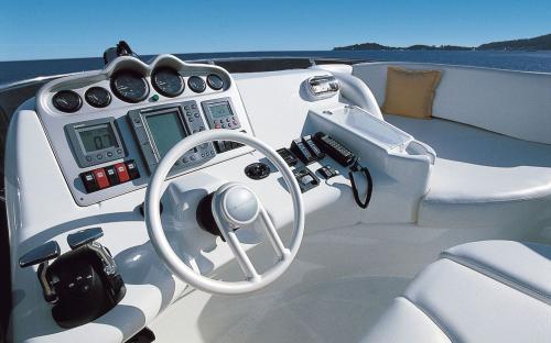 Azimut 50 Außenansicht