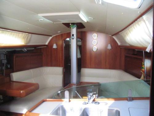 Sun Fast 35 Innenansicht