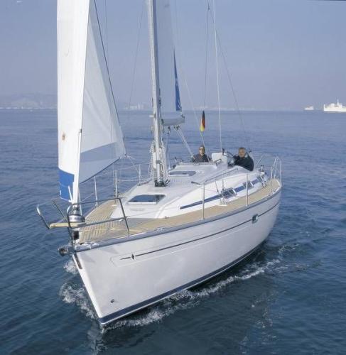 Bavaria 37 Außenansicht