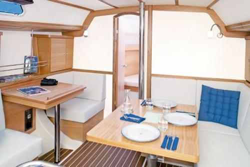 Hanse 37 Innenansicht