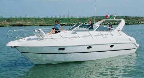 Cranchi 34 Zaffiro Außenansicht