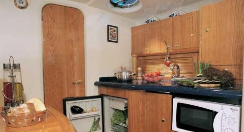 Cranchi 34 Zaffiro Innenansicht