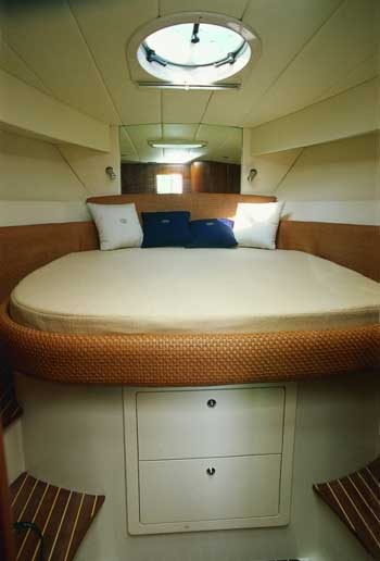 Sessa Dorado 32 Innenansicht