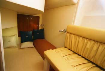 Sessa Dorado 32 Innenansicht