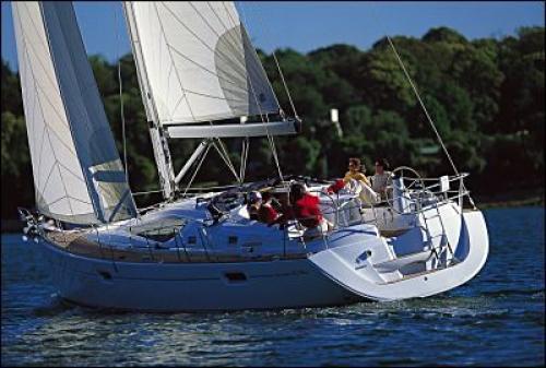 Sun Odyssey 42 DS Außenansicht