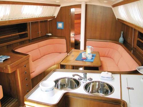 Elan 40 Innenansicht