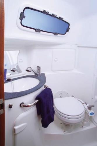 Bavaria 35 Match Innenansicht